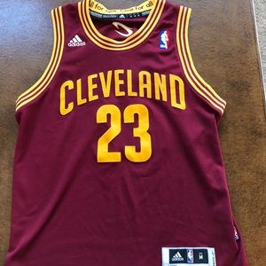 Lebron James Jersey kids medium